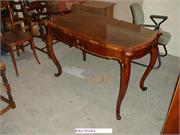 Korai_Neobarokk_Asztal2